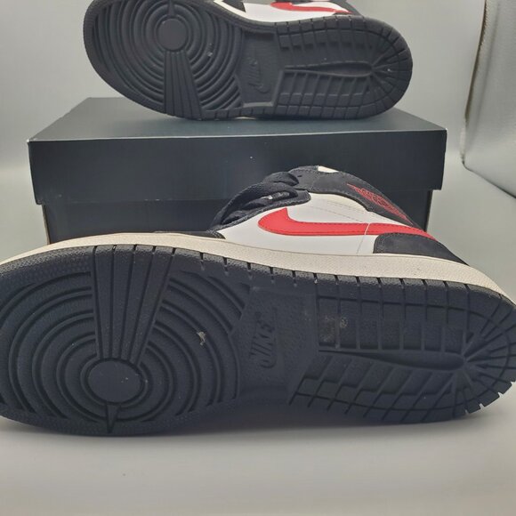 Air Jordan 1 Retro High 5Y Black White Red | Very Good Condition W/ Box - Picture 7 of 7